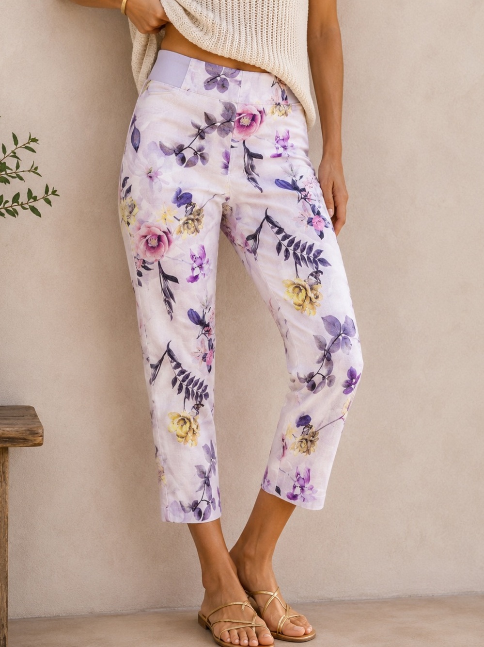 NWOT ASOS Floral Cotton Stretch Pull-On Capri Pants